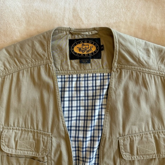 Vintage Khaki Woolrich Fishing Vest - Picture 4 of 7